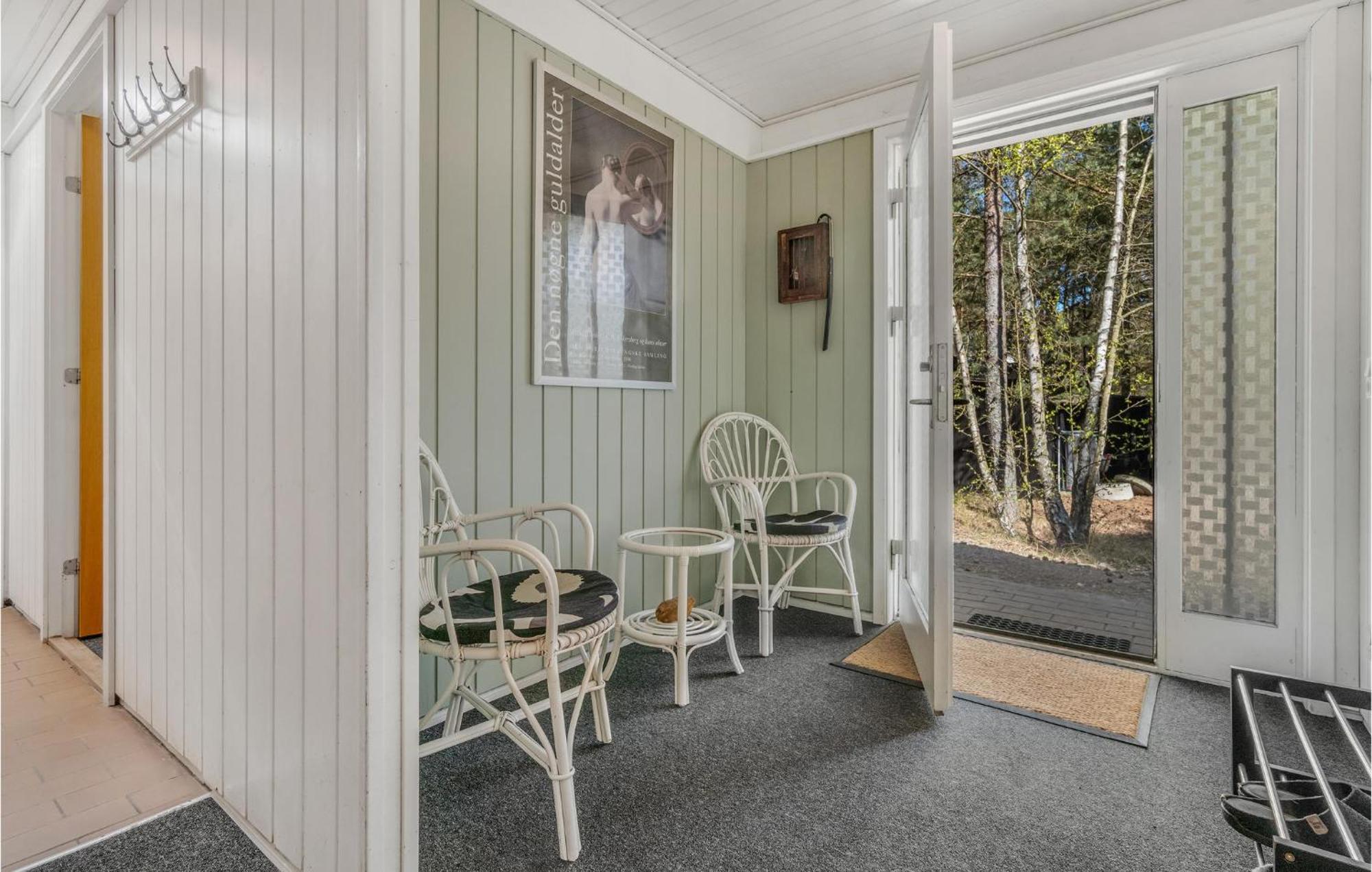 Lovely Home In Nexo With Kitchen Exteriör bild